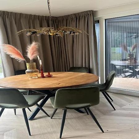 Woodland Escape By Palette Resort De-Steppe