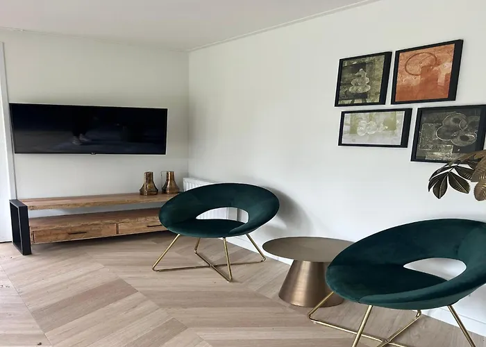 Forest Retreat Near Baarle-nassau Vakantiehuis